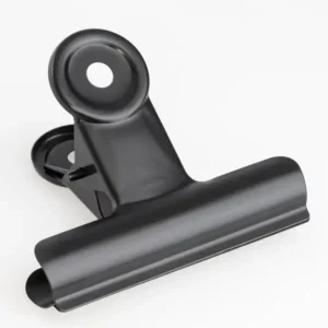 Affaire À Saisir KAILA Poster Clip Black - 75 mm